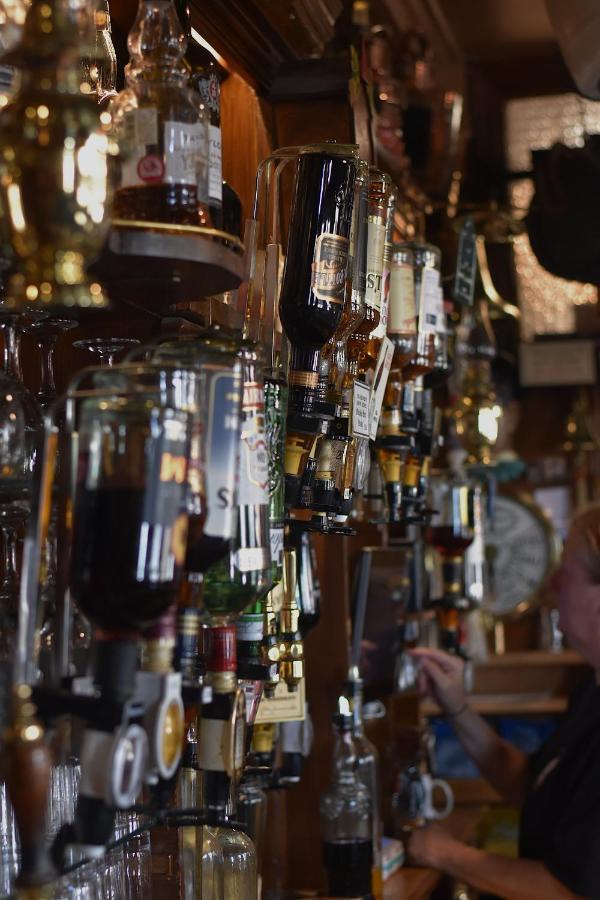 The Olde Ship Inn Seahouses Kültér fotó